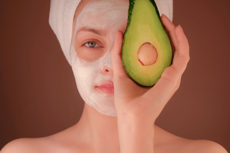 Aloe Vera Extract: Cosmetic and Pharmaceutical Applications